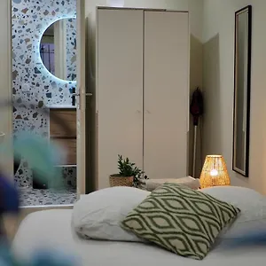 Palmiers, Cœur De Sur Le Parcours Des Arts Appartement Hyères